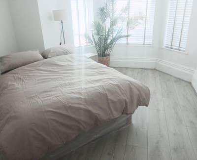 Lovely Double room available Main Photo