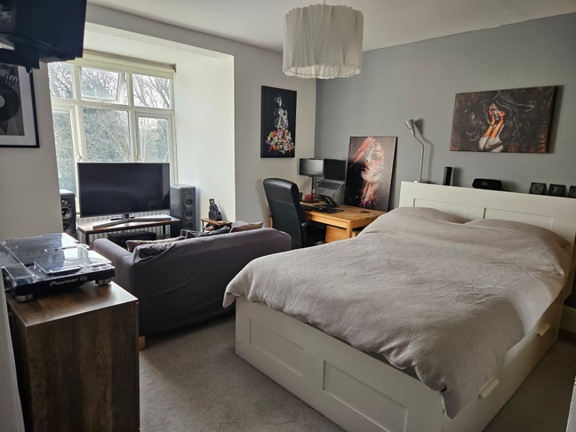 Huge Room Near Willesden Green Station Main Photo