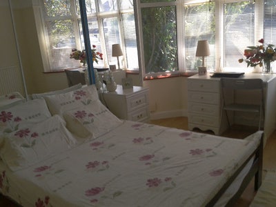 Bright Fully Furbished Double Room - Available Now Main Photo
