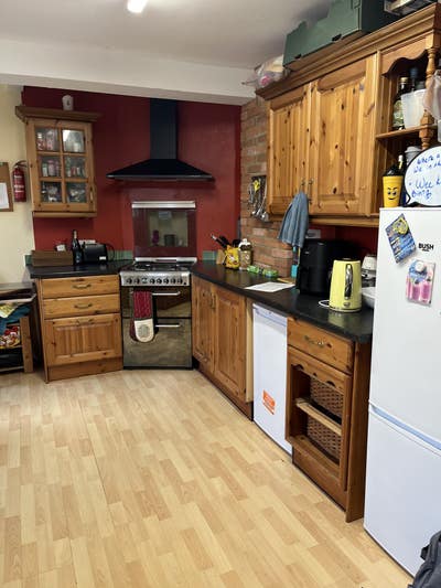 Spacious double in Temple Cowley houseshare Main Photo