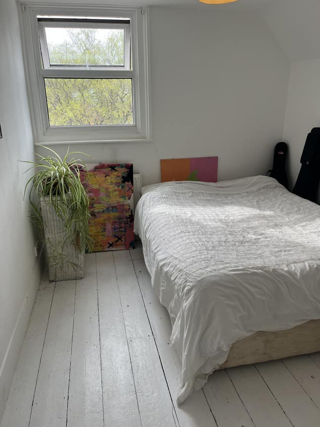 Private Room and its own facilities in house Main Photo