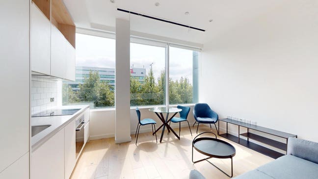 A Bright Flat in Brentford-with Gym Main Photo