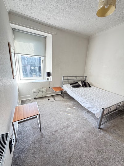 Double bedroom in Stirling city centre Main Photo