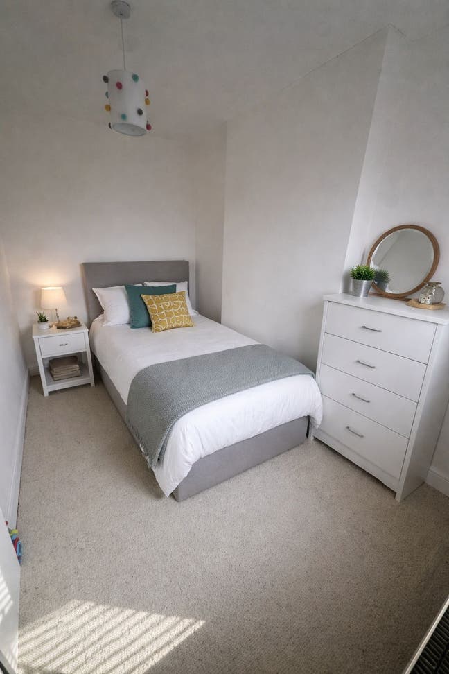 Double Room to rent  Main Photo