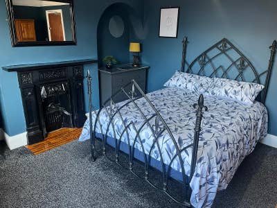 Vacant Double Room Available Now In Brampton  Main Photo