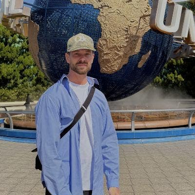 Looking for a room Main Photo