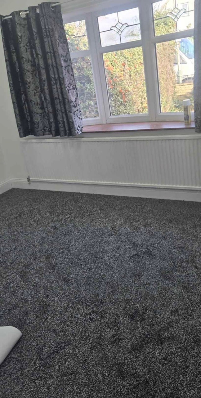 Double Room To Let Main Photo