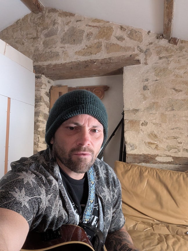 Starting new job at marina in hamble. Looking... Main Photo