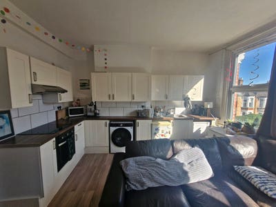 West Hampstead flatshare, double room Main Photo