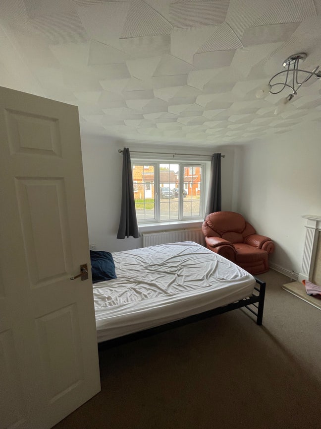 1 double room in a detached house near UEA ,NNUH Main Photo