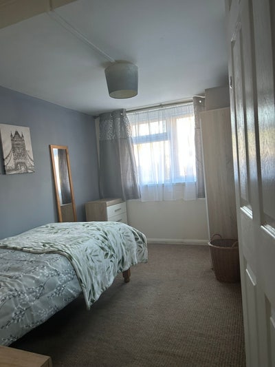 Single Room to Let &pound;500 Pcm Main Photo