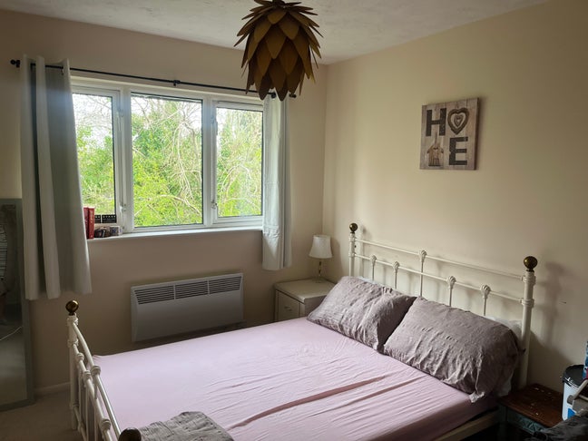 Room in Ringwood Main Photo