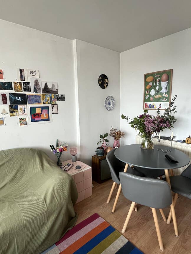 Bright double bed room in flat near Victoria park Main Photo