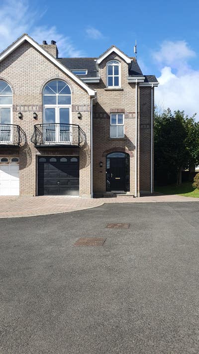 Portstewart - 5 Bed / 3 Bath Main Photo