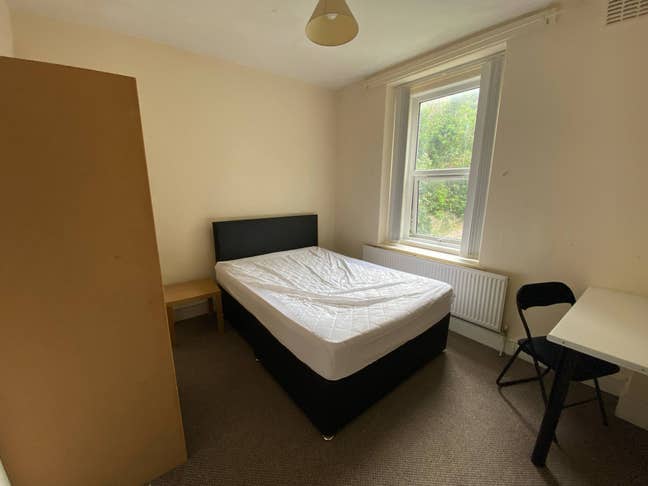 Double Room Available  Main Photo