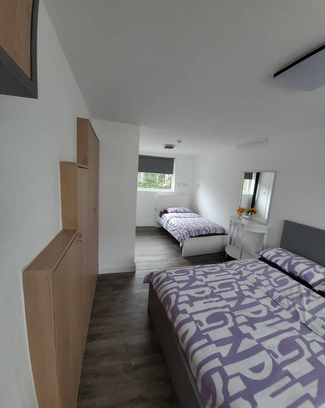 Large Double room with ensuite  Main Photo