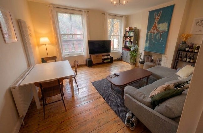 Room available - Angel Main Photo