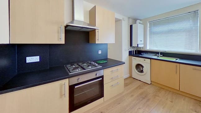 Good room close to uni Main Photo