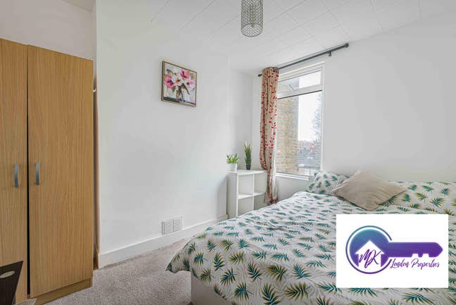 2 Double Room available now in Woolwich Bills inc Main Photo