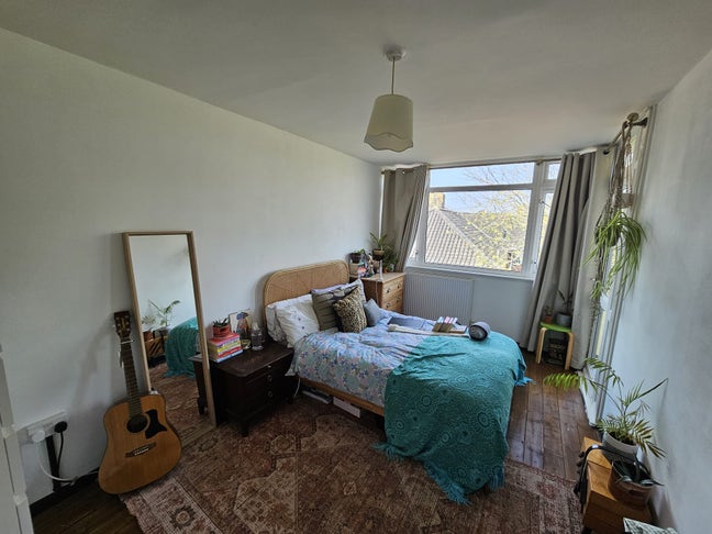 Spacious double room with private balcony Main Photo