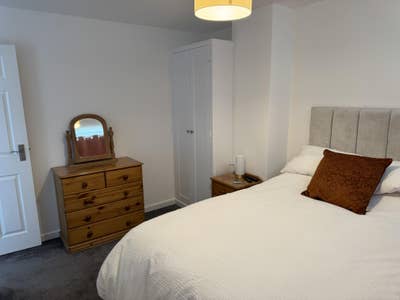 Room in Woodbridge Main Photo