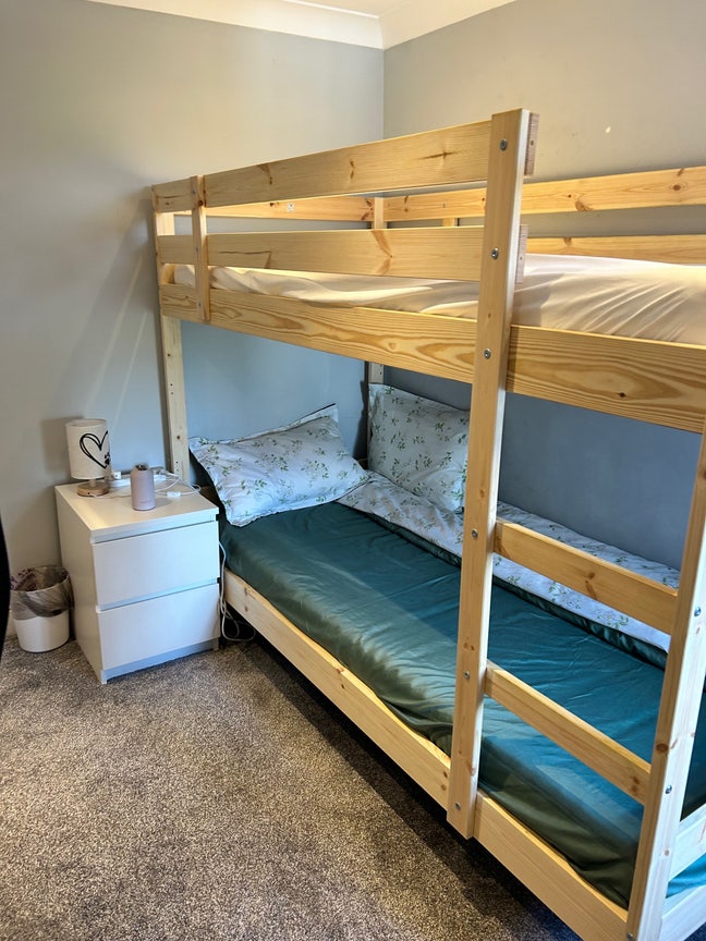 Short-term -Single room with bunkbed in Twickenham Main Photo