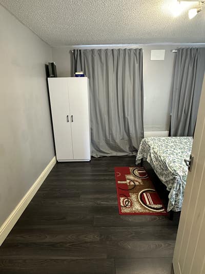 One bedroom apartment fully furnished bills includ Main Photo