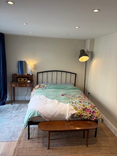 Double room with ensuite and garden access Main Photo