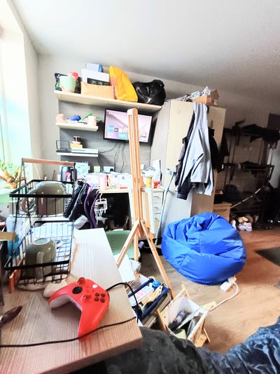 Superior studio, bills included Main Photo