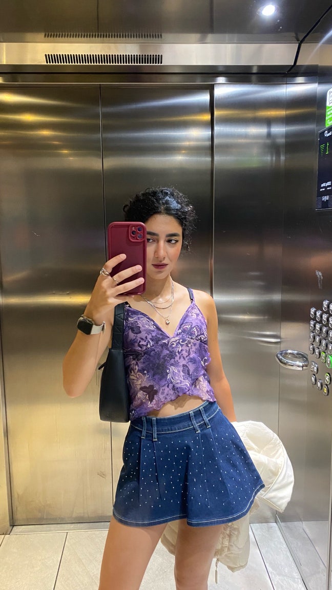 Looking for flatmate to rent 2 bedroom apartment  Main Photo