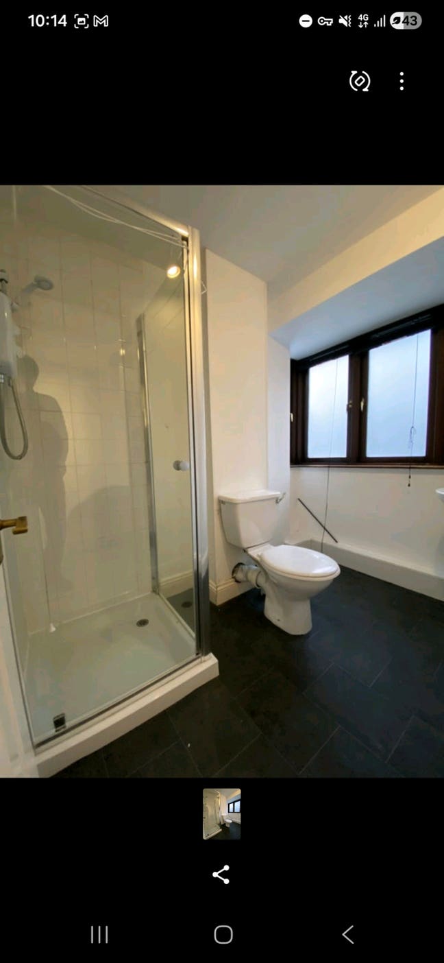 Amazing Double Canary Wharf Ensuite 1080  Main Photo
