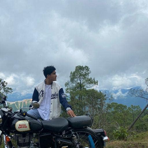 Student Male seeks a single or double room Main Photo