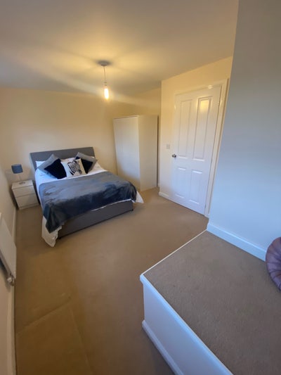 Large Luxurious double Room Main Photo