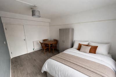 Lovely Room in Camberwell – Bills Included – 1 Apr Main Photo