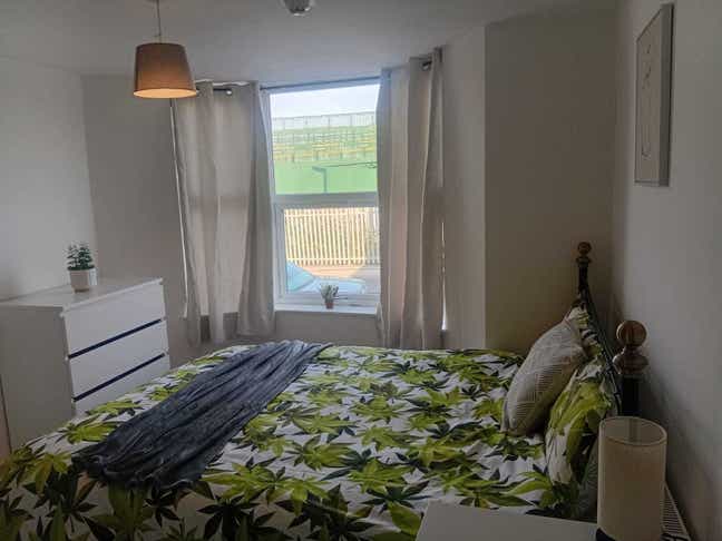  Modern self-contained studio Bloxwich Main Photo