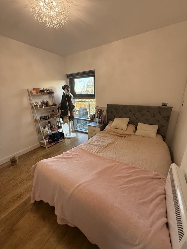 Double bedroom in a gorgeous Castlefield flat Main Photo
