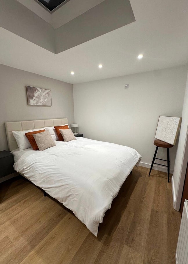 Luxurious Studio Main Photo