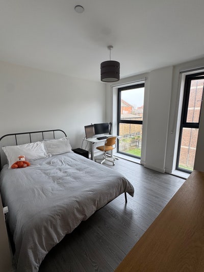 Sublet Available: 31st March - 23rd April  Main Photo