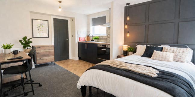 NG9:🪄Perfect location & BIG rooms in Beeston🪄 Main Photo