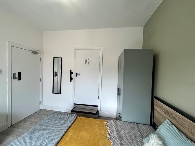 🏡 FINAL EN-SUITE Room – Norwich Road, Wisbech Main Photo