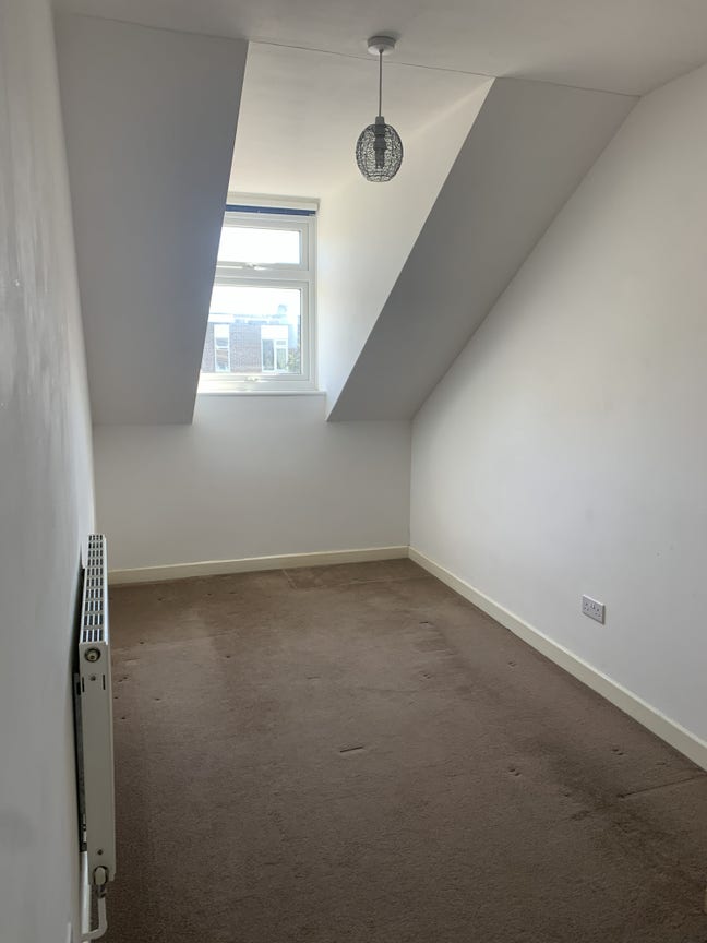 Double room in a beautiful house close to town Main Photo