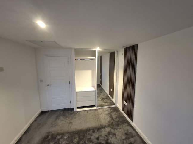 Super Clean and Cozy House Parking and Privet Bath Main Photo