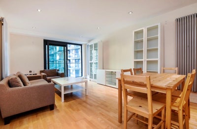 Spacious Double room private bathroom Canary Wharf Main Photo