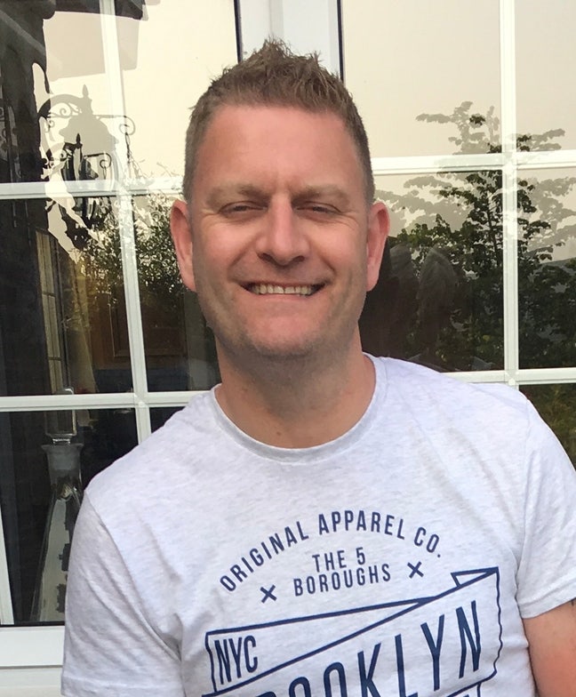 Double room wanted.  Main Photo