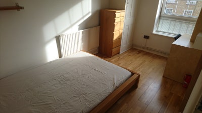 Large double Room- very close to Canary Wharf.  Main Photo