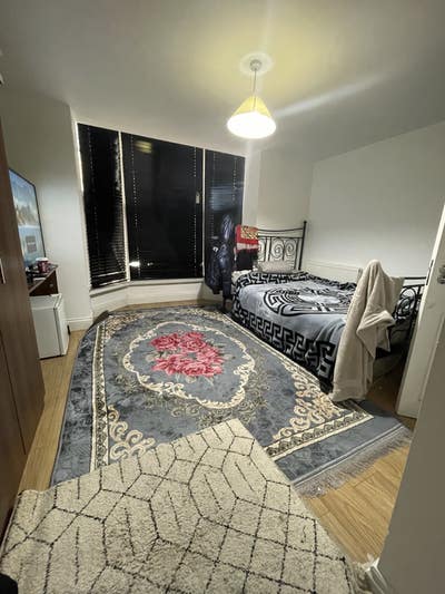 En-Suite Room - All bills inc. Available Now!  Main Photo