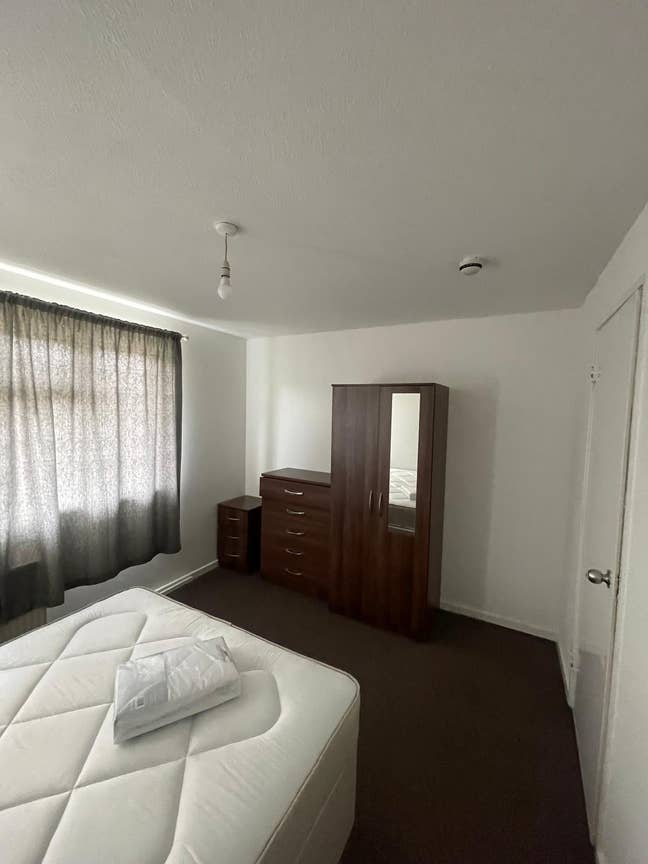 Nice Double Room in Conniburrow Main Photo