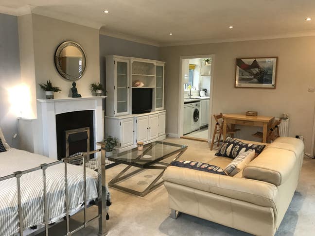 Garden Annexe Main Photo