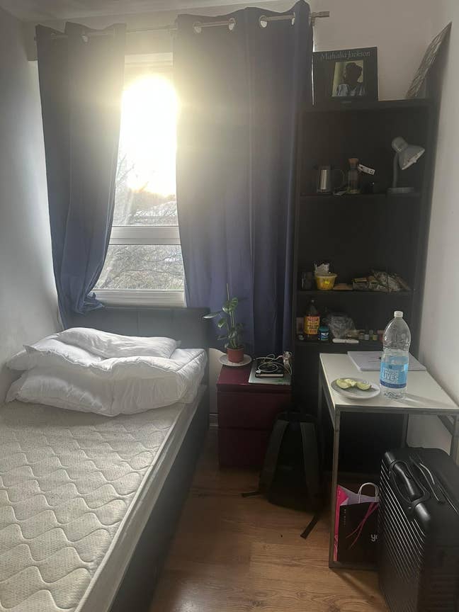Brixton 5 Mins to Station Bills in Cosy Room Main Photo