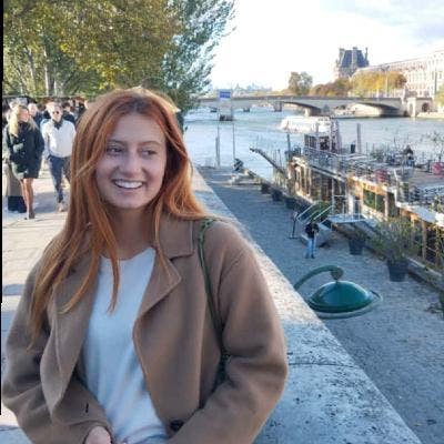 Hey! I’m a 22-year-old student looking for ... Main Photo